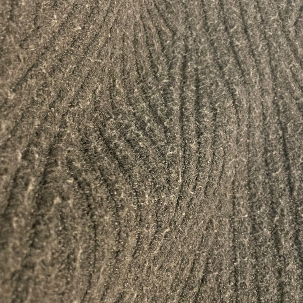 Women's Gray Ribbed Knit Sweater - Classic Comfort - Picture 8 of 9